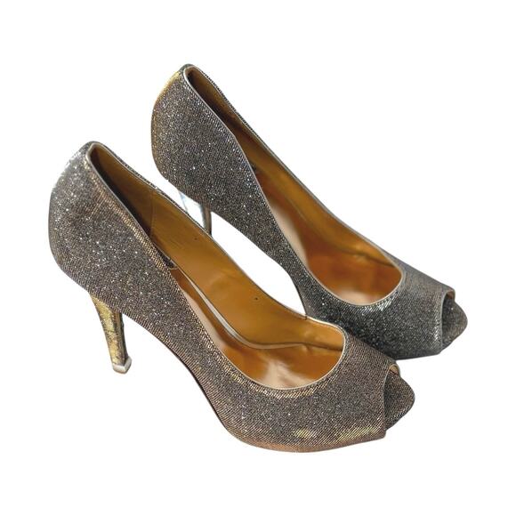 Badgley Mischka Heels - Silver Sparkle Peep Toe 5 inch Stiletto - Leather Soles - Picture 4 of 12